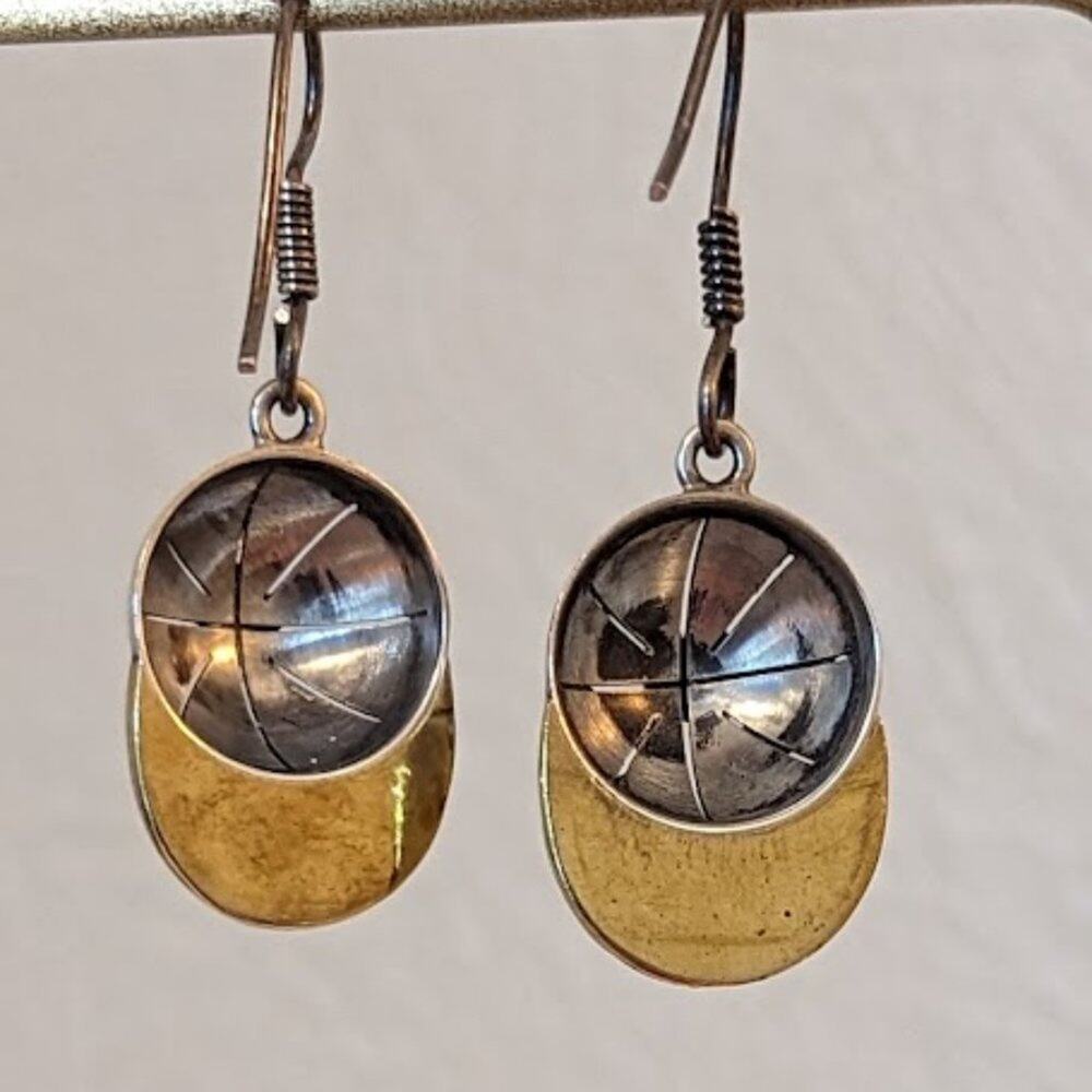Two Tone Metal Dangling Baseball/Jockey Cap Earrings - Picture 4 of 6